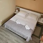 In With Air Conditioning, Wifi, Washing Machine, Dishwasher * Vrsi