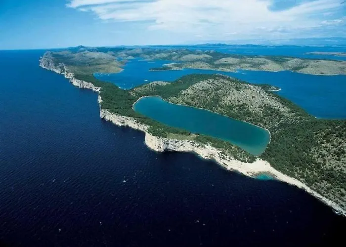 Apartman In With Air Conditioning, Wifi, Washing Machine, Dishwasher *