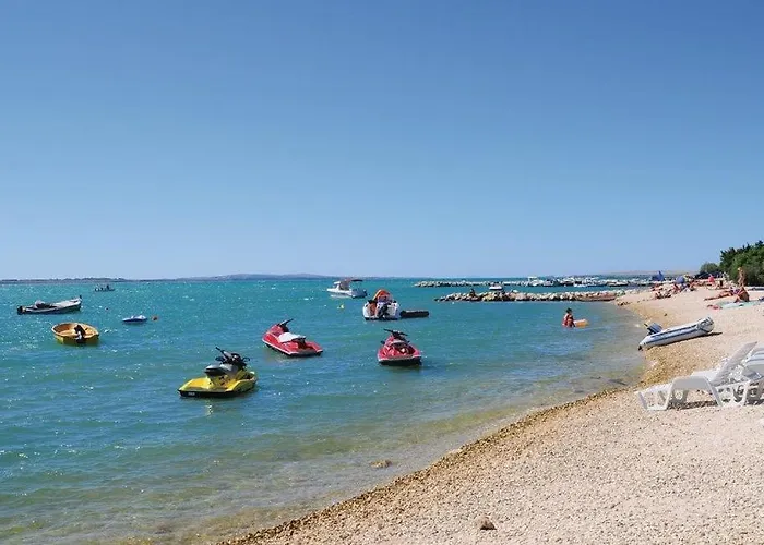 In With Air Conditioning, Wifi, Washing Machine, Dishwasher Apartman