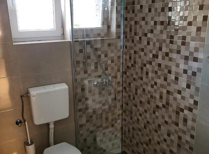 In With Air Conditioning, Wifi, Washing Machine, Dishwasher Apartman